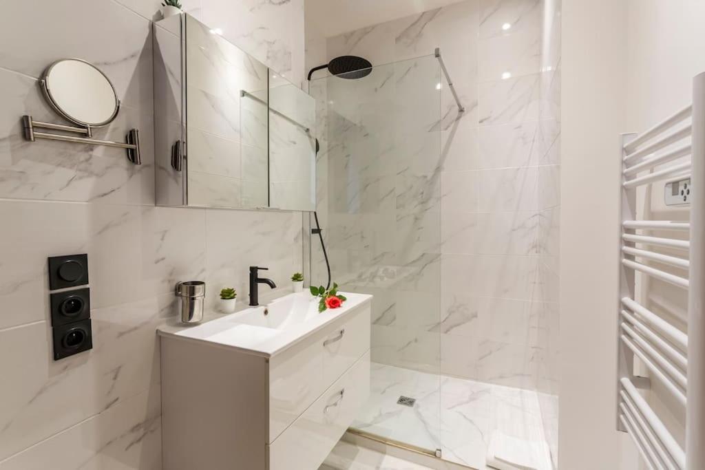 Suite Paris, Tour Eiffel, Champs Elysees Dış mekan fotoğraf